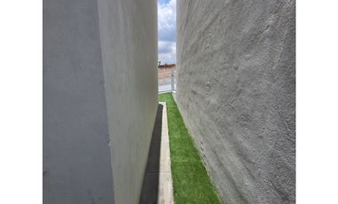 Casa nueva en San Francisco de los Romos