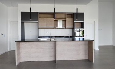 Casa a estrenar- Barrio San Felipe