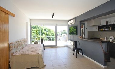 Luminoso Departamento en Beccar con cochera