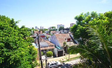 Luminoso Departamento en Beccar con cochera