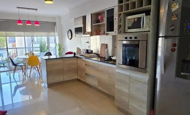 Departamento 4 ambientes | Liniers | Excelente Estado y Calidad Constructiva