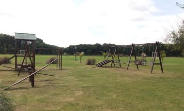 Casa en venta sobre laguna en San Sebastián