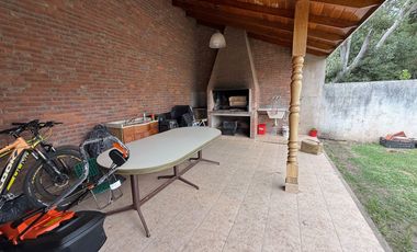 Casa en Jose Marmol en venta