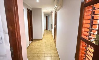 Casa en Jose Marmol en venta