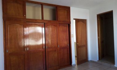 Casa en quinta villas privada arboledas