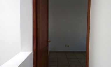 Casa en quinta villas privada arboledas