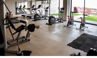 Casa en renta Coto Abié, Valle Imperial , Zapopan: 3 rec. y Roof Garden.