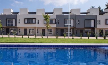 Casa en renta Coto Abié, Valle Imperial , Zapopan: 3 rec. y Roof Garden.