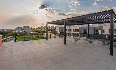 Casa en renta Coto Abié, Valle Imperial , Zapopan: 3 rec. y Roof Garden.