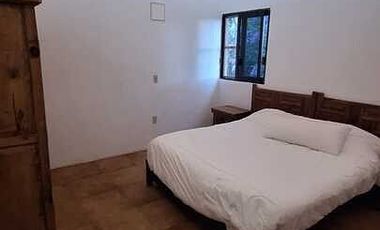 HERMOSA CASA EN CUERNAVACA, CON JARDIN ESPECTACULAR