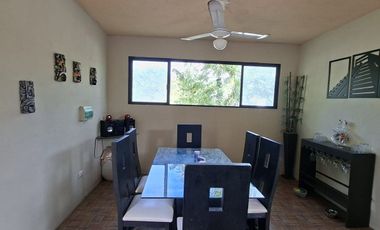 Casa amueblada en venta cerca de Ciudad Caucel