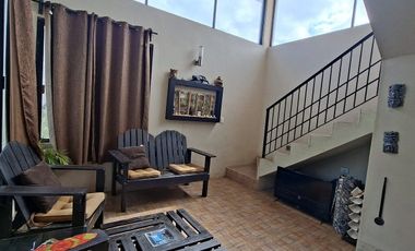 Casa amueblada en venta cerca de Ciudad Caucel