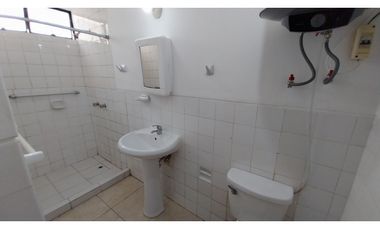 ACOGEDORA CASA DE 2 PISOS 3 DORMITORIOS; EN BARRANCO.