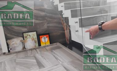 Hermosa Casa con una Vista Espectacular