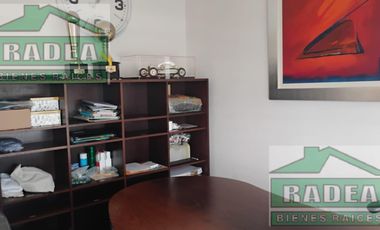 Hermosa Casa con una Vista Espectacular