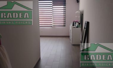 Hermosa Casa con una Vista Espectacular