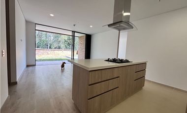 Apartamento para estrenar en venta o arriendo Unidad cerrada El Retiro