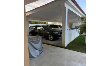 CASA DE LUJO EN VENTA – MONTERA

✨ En exclusivo conjunto cerrado