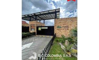 CASA EN VENTA EN CAJIC CONJUNTO RESIDENCIAL CASAS NOGALES