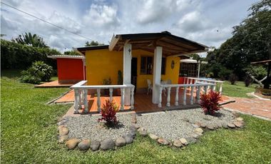 Se Arrienda Casa Campestre Amoblada - Vereda Via Club Campestre