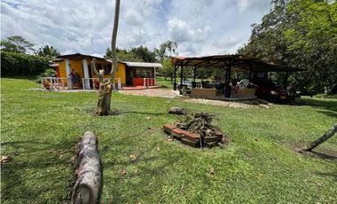 Se Arrienda Casa Campestre Amoblada - Vereda Via Club Campestre
