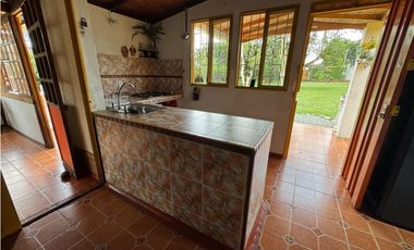 Se Arrienda Casa Campestre Amoblada - Vereda Via Club Campestre