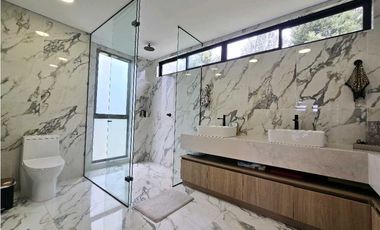 Casa para rentar en El Alto de Las Palmas. Variante aeropuerto.