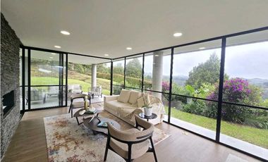 Casa para rentar en El Alto de Las Palmas. Variante aeropuerto.