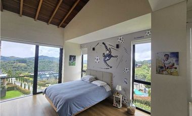 Casa para rentar en El Alto de Las Palmas. Variante aeropuerto.