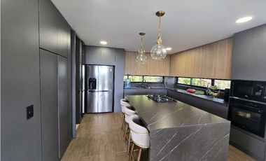 Casa para rentar en El Alto de Las Palmas. Variante aeropuerto.