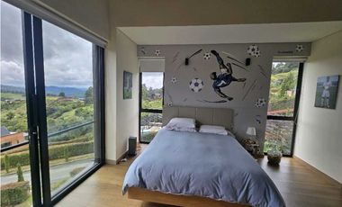 Casa para rentar en El Alto de Las Palmas. Variante aeropuerto.