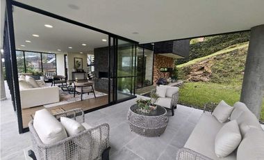 Casa para rentar en El Alto de Las Palmas. Variante aeropuerto.