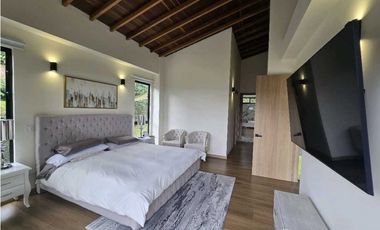 Casa para rentar en El Alto de Las Palmas. Variante aeropuerto.