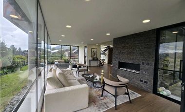 Casa para rentar en El Alto de Las Palmas. Variante aeropuerto.