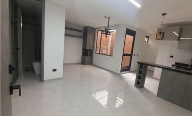 SE ARRIENDA APARTA ESTUDIO EN MODELIA ED ARKADIA 105 - ARG