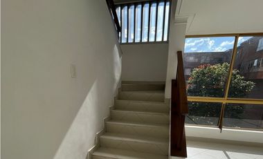 APARTAMENTO EN ARRIENDO SECTOR LOS CRISTALES - ENVIGADO