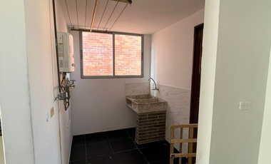 APARTAMENTO EN ARRIENDO SECTOR LOS CRISTALES - ENVIGADO