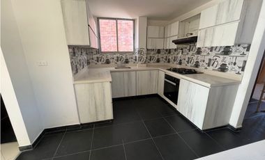 APARTAMENTO EN ARRIENDO SECTOR LOS CRISTALES - ENVIGADO