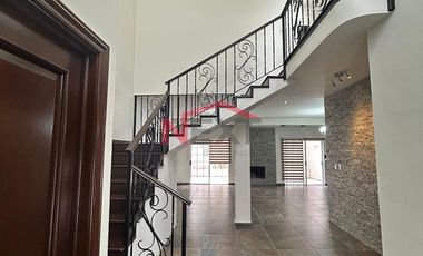 ???? Casa en venta  al norte de Saltillo en fraccionamiento cerrado Villa Bonita