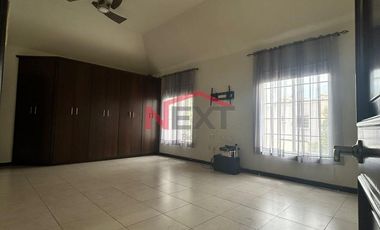 ???? Casa en venta  al norte de Saltillo en fraccionamiento cerrado Villa Bonita