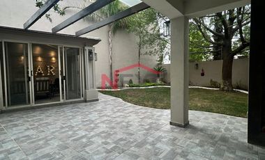 ???? Casa en venta  al norte de Saltillo en fraccionamiento cerrado Villa Bonita