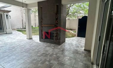 ???? Casa en venta  al norte de Saltillo en fraccionamiento cerrado Villa Bonita