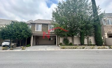 ???? Casa en venta  al norte de Saltillo en fraccionamiento cerrado Villa Bonita