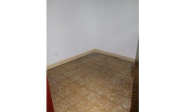 EN VENTA CASA 1ER PISO EN GUAYACANES, CALI