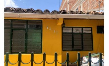 EN VENTA CASA 1ER PISO EN GUAYACANES, CALI