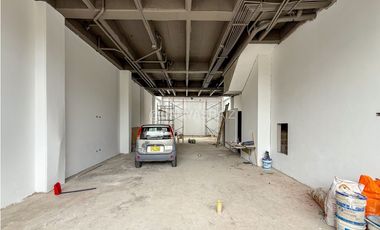 VENTA DE EDIFICIO SECTOR VIVA LA CEJA