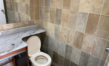 Venta locales comerciales y bodega en Cristo Rey Guayabal. 