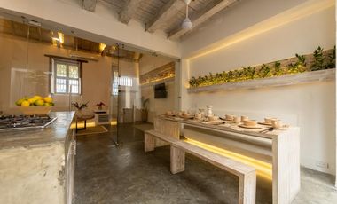 SE VENDE CASA EN EL  CENTRO HISTORICO - SAN DIEGO