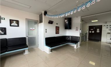 SE ARRIENDA LOCAL EN CEDRITOS 1.165m2