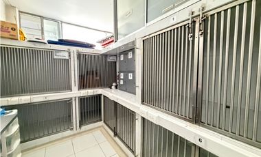 SE ARRIENDA LOCAL EN CEDRITOS 1.165m2